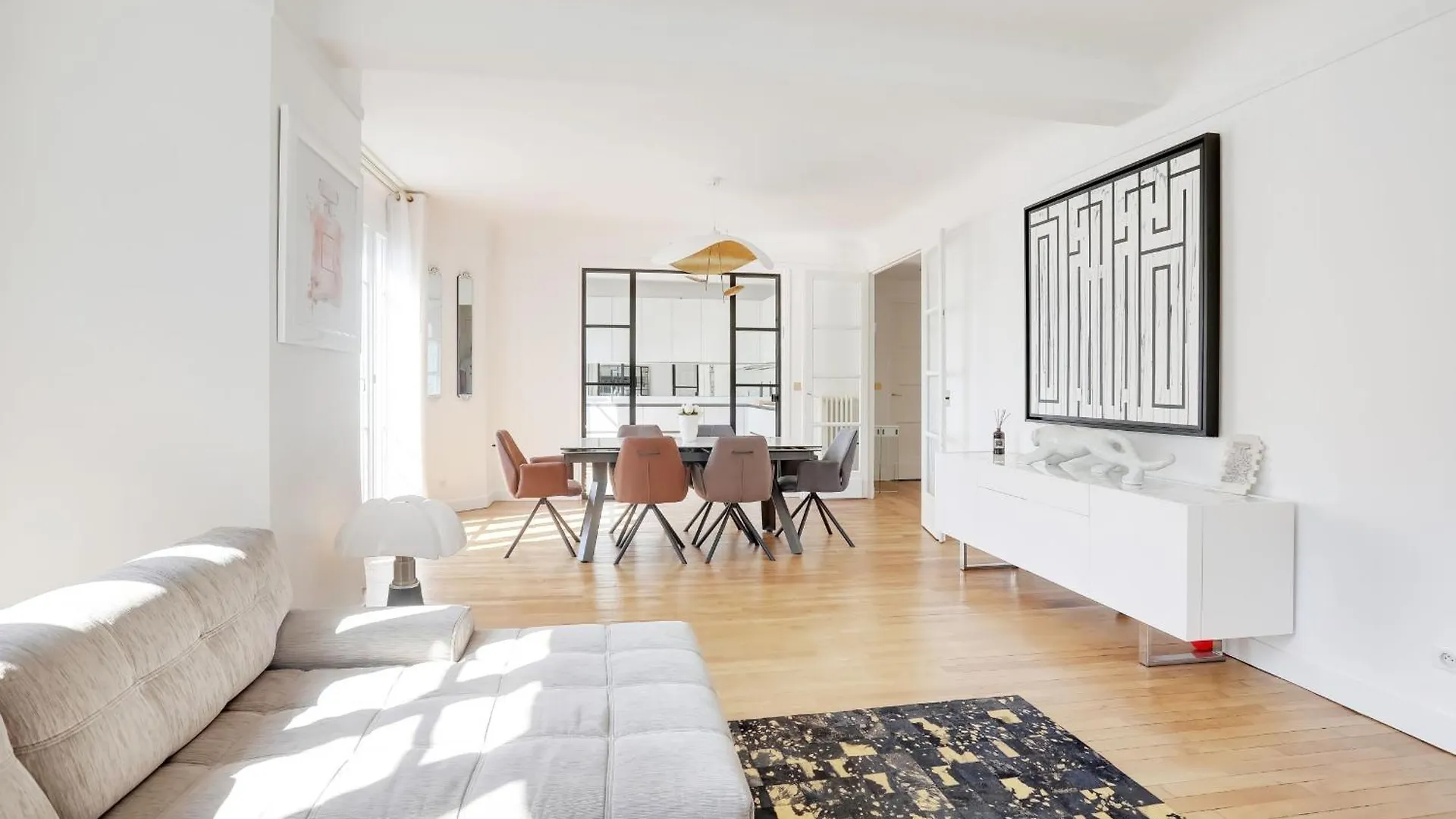 Apartment Typical Parisian *
